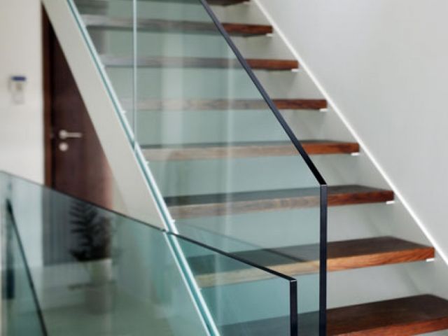 Baranes de cristall per escales