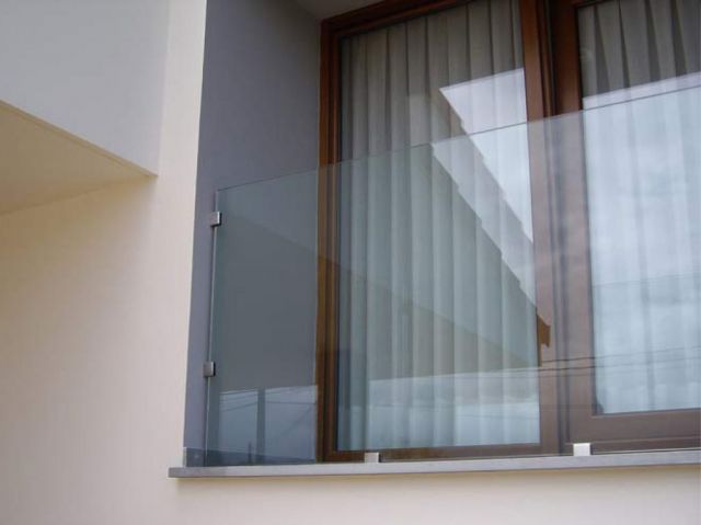 Baranes de cristall per balcons