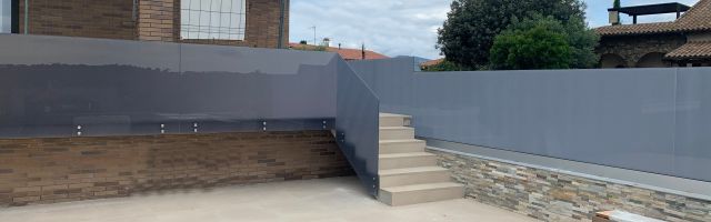 Glass railings for stairs