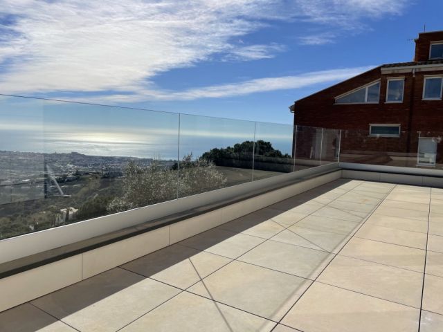 Barana de vidre model Railing