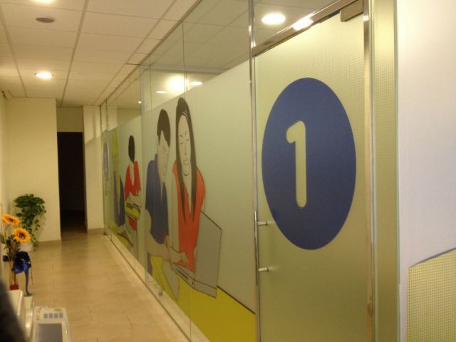 Separacion de despachos con cristal